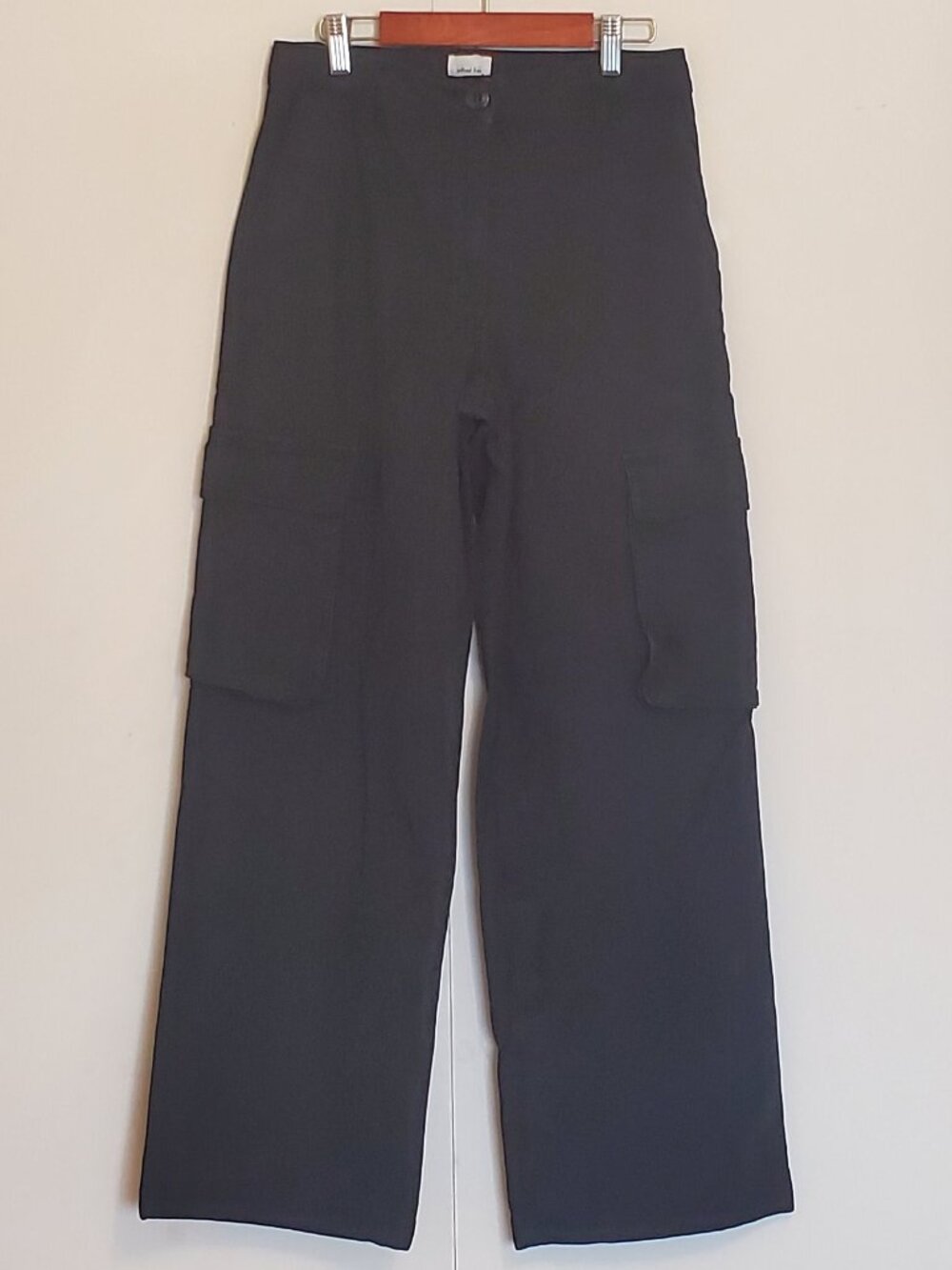 Aritzia Wilfre Free Cargo Pants